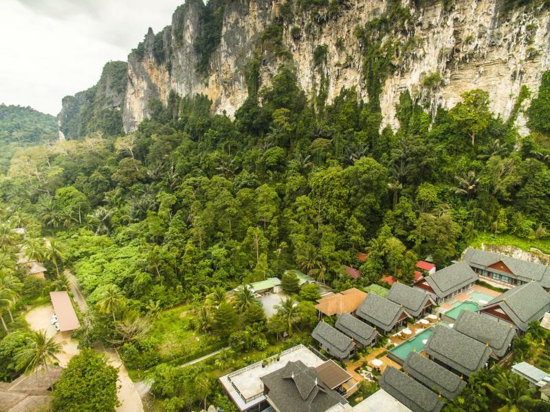 The Scene Cliff View Villas By Swiss-Belhotel Krabi Bagian luar foto