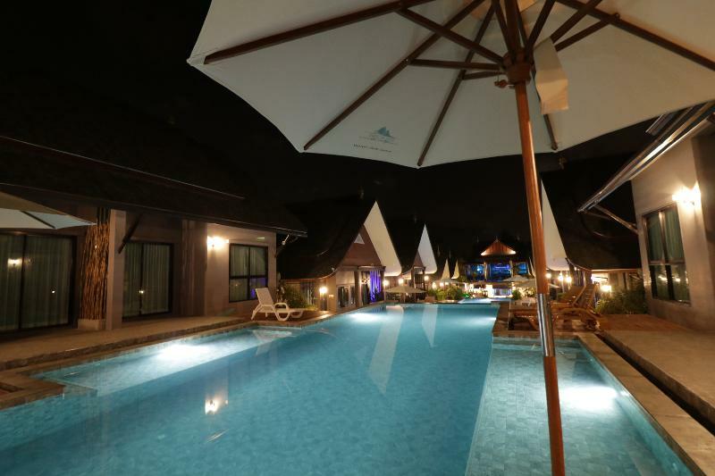 The Scene Cliff View Villas By Swiss-Belhotel Krabi Bagian luar foto