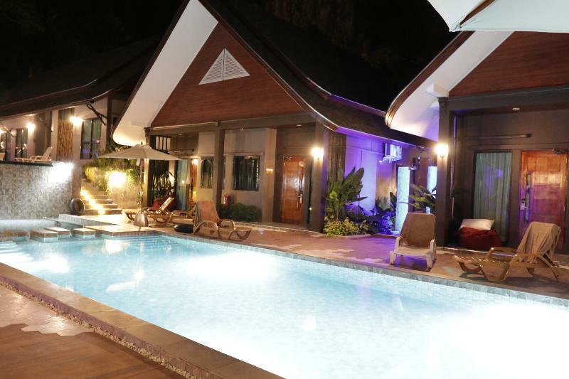 The Scene Cliff View Villas By Swiss-Belhotel Krabi Bagian luar foto